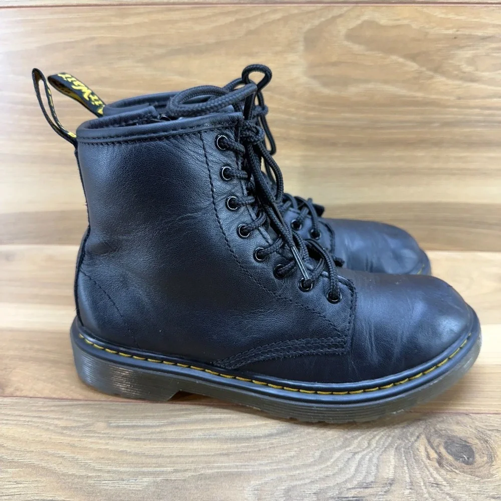 Dr Martens Big Kids Youth Size 3 Black Leather Combat Boots 1460